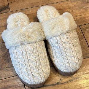 J Crew Cozy Cable-Knit Cream Fur-Lined Slippers Cabincore